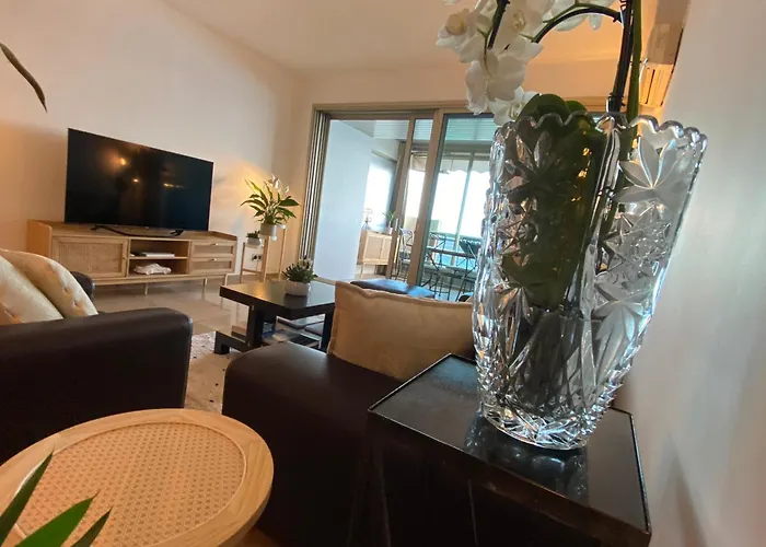 Le Bahia Апартаменты Ницца